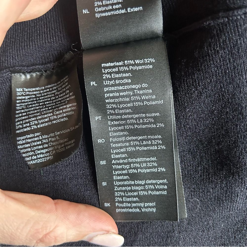 🖤 NWT COS Black Mock Neck Wool Blend Swing Dress – Size M | $150 Retail - Picture 12 of 12